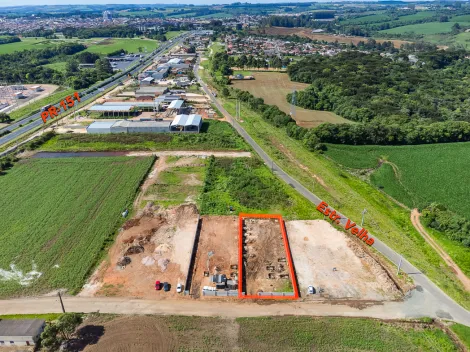 imagem 4 - Barracão em fase de construção sentido Carambeí imagem 4 - Barracão em fase de construção sentido Carambeí