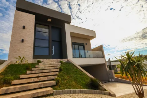Alugar Casa / Condomínio em Ponta Grossa. apenas R$ 1.435.000,00