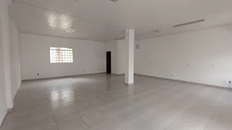 Sala comercial na região do Jardim Carvalho!