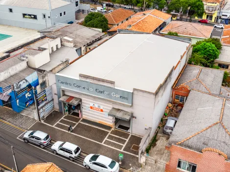 Alugar Comercial / Barracão em Ponta Grossa. apenas R$ 1.800.000,00