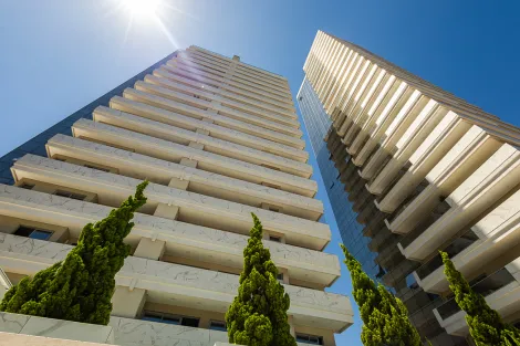 Alugar Apartamento / Cobertura/Duplex em Ponta Grossa. apenas R$ 1.620.000,00