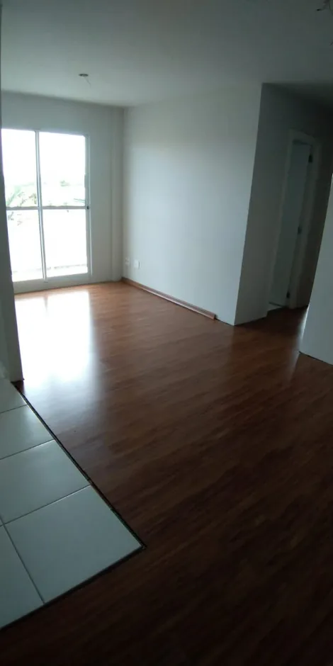 Alugar Apartamento / Padrão em Ponta Grossa. apenas R$ 190.000,00