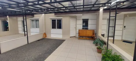 Alugar Sobrado / Condomínio em Ponta Grossa. apenas R$ 430.000,00