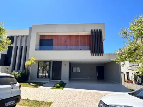 imagem 2 - Casa com piscina com hidromassagem imagem 2 - Casa com piscina com hidromassagem