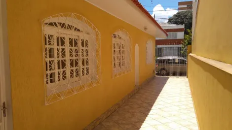 imagem 1 - Casa á Venda no Centro de Ponta Grossa imagem 1 - Casa á Venda no Centro de Ponta Grossa