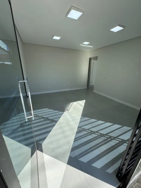 imagem 2 - Casa Comercial com Localização Privilegiada imagem 2 - Casa Comercial com Localização Privilegiada