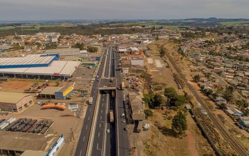 Viaduto do Sabará é inaugurado na Avenida Souza Naves, em Ponta Grossa